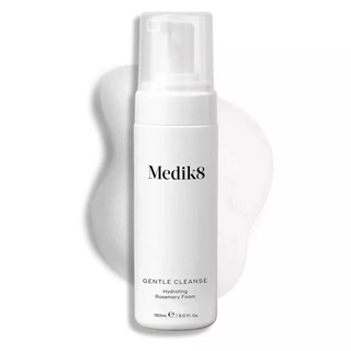 Зволожувальна пінка для вмивання з розмарином Medik8 - GENTLE CLEANSE&trade; 150 мл