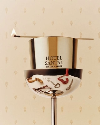 Ароматична свічка Sister&rsquo;s Aroma HOTEL SANTAL 150 г